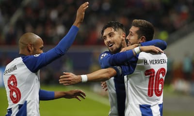 FC Porto: o último dia de contrato de Herrera, Brahimi e mais três - TVI