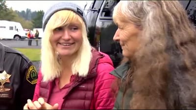 Turista salva de tempestade por estranha que conhecera durante caminhada - TVI