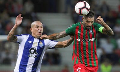 Boavista tenta Maxi Pereira: «É um grande jogador» - TVI