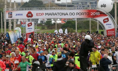 Ugandês Robert Chemonges bate recorde da maratona do Porto - TVI