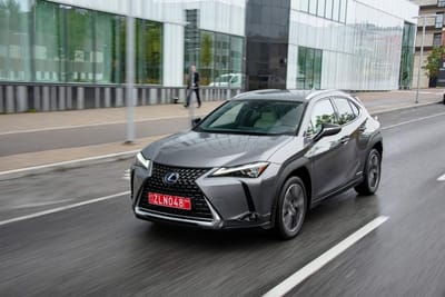 Novo crossover da Lexus chega ao mercado em 2019 - TVI