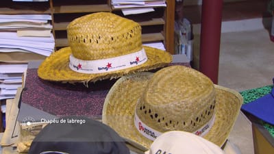 Os chapéus de labrego de Paulo Portas - TVI