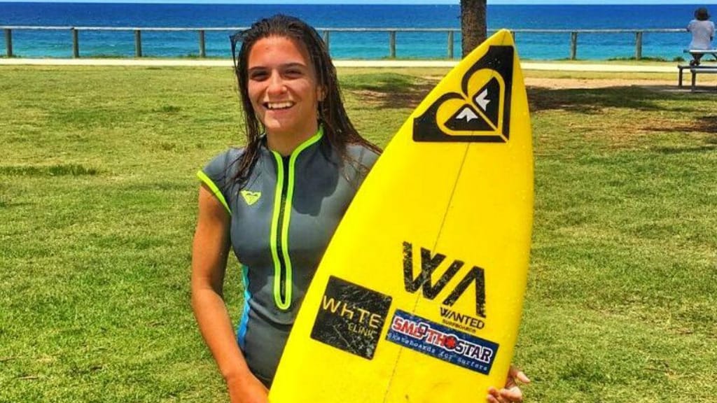 Mariana Rocha Assis compete na Liga MEO Surf