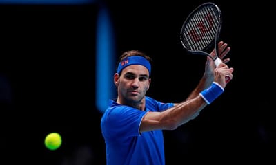 ATP Finals: depois de arrasar Djokovic, Federer cai em Londres - TVI