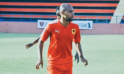 Angola bate Guiné-Bissau em jogo com vários «portugueses» - TVI