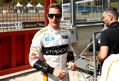 F1: Vandoorne quer contribuir com "novas ideias" para a equipa da Mercedes - TVI