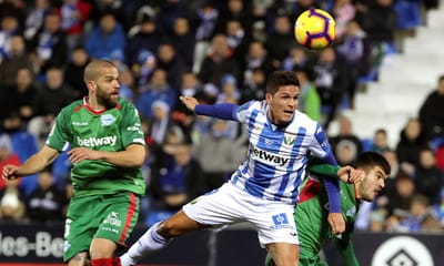 Leganés vence Alavés com assistência de Jonathan Silva - TVI