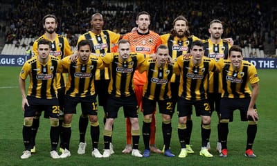 VÍDEO: AEK vence um mês depois na liga com golaço a fechar - TVI