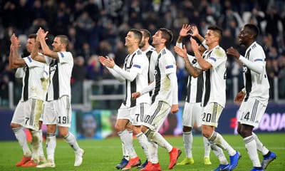 Juventus: Cancelo operado ao joelho - TVI