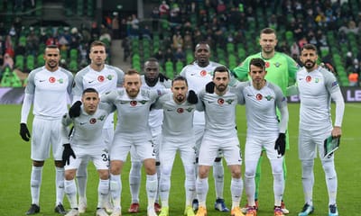VÍDEO: portugueses do Akhisar estão na final da Taça da Turquia - TVI