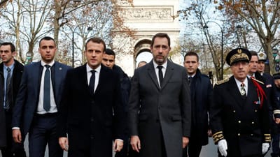 "Coletes amarelos": governo francês admite decretar estado de emergência - TVI