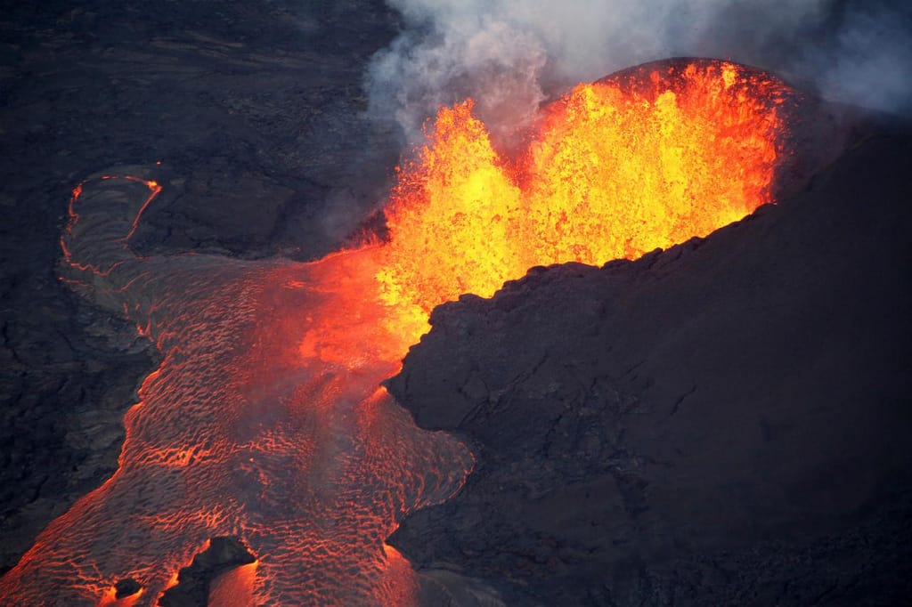 As melhores imagens aéreas do ano - vulcão Kilauea, Havai