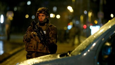 Cronologia: os ataques terroristas em França nos últimos cinco anos - TVI