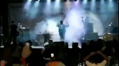 Onda gigante engoliu concerto de banda rock na Indonésia - TVI