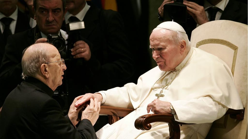 Padre Marcial Maciel e o Papa João Paulo II