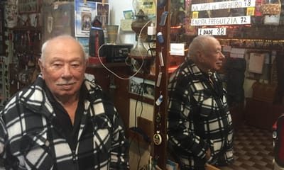Tem 88 anos, é barbeiro e só queria ver o Benfica ao vivo nos Açores - TVI