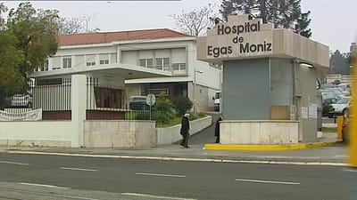 Surto no Hospital Egas Moniz: há onze profissionais de saúde infetados com Covid-19 - TVI