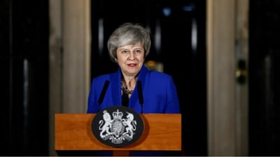 Novo acordo para o Brexit provoca demissão no governo de Theresa May - TVI
