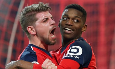 VÍDEO: Lille reforça 2.º lugar com golo de Rafael Leão - TVI