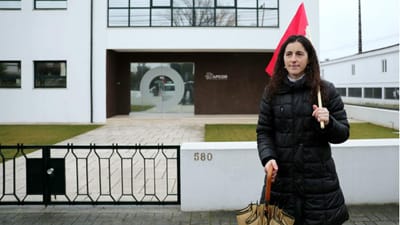 Corticeira Cristina Tavares quer ser reintegrada na empresa - TVI
