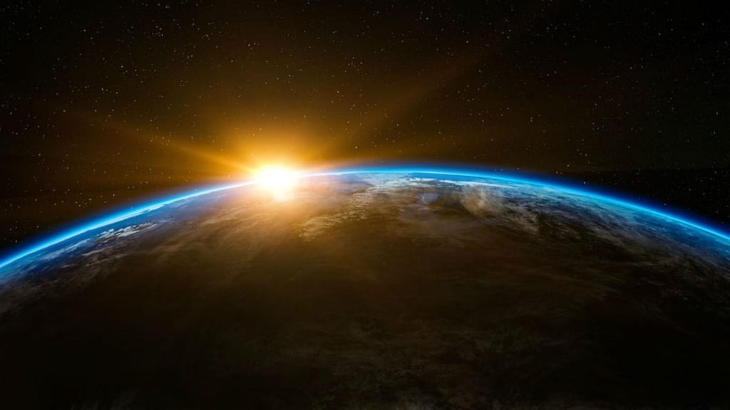 Colisão com o planeta Terra explica existência de vida no planeta