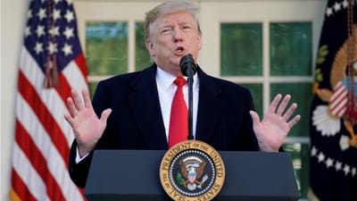 Trump diz que novo shutdown da administração “depende dos democratas” - TVI