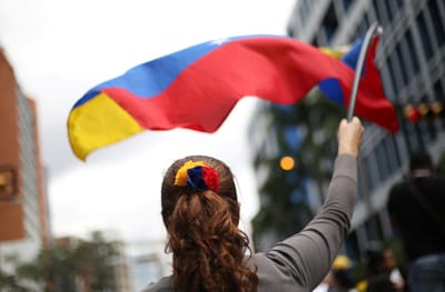 Venezuela acusa Espanha, Portugal e Alemanha de porem em perigo os seus cidadãos - TVI