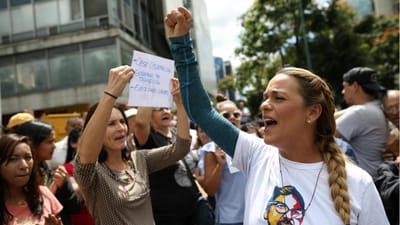 "Todos os venezuelanos querem o mesmo: que acabe a usurpação, governo de transição e eleições livres" - TVI