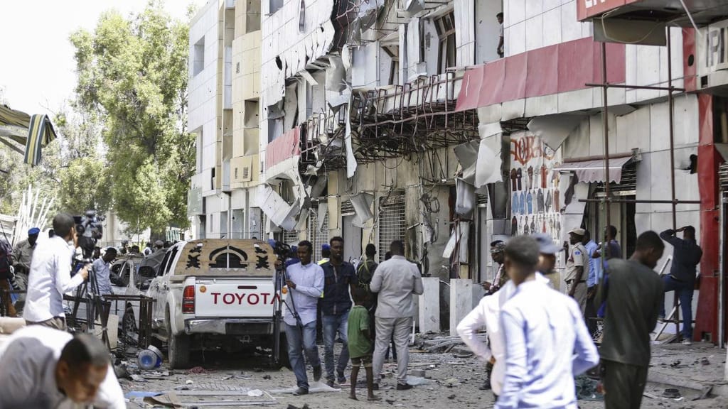 Explosão num mercado em Mogadíscio, Somália