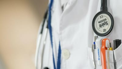 Ministério da Saúde iniciou auditoria à formação médica especializada do SNS - TVI
