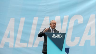 Santana prefere que Aliança "vá sozinha” às europeias e legislativas - TVI