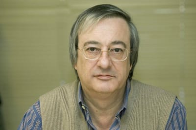 Morreu o jornalista José Queirós - TVI
