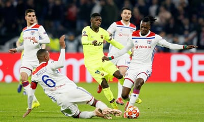 Casas de jogadores do Lyon assaltadas durante jogo com o Barcelona - TVI