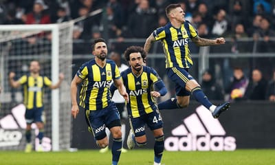 UEFA castiga Fenerbahçe por causa do fair-play financeiro - TVI