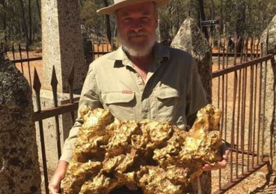 Fez 150 anos que foi encontrada a maior pepita de ouro do mundo - TVI