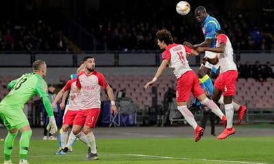 Liga Europa: Nápoles com Mário Rui ganha asas na eliminatória - TVI
