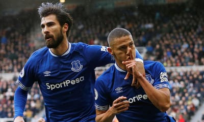 Everton de Marco Silva esteve a ganhar por dois, mas cai em Newcastle - TVI