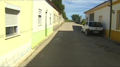 Homem morre atropelado num assalto por carjacking em Torres Novas - TVI