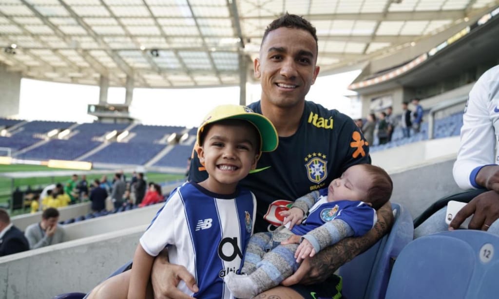 Danilo regressa ao Dragão pelo Brasil (FC Porto)