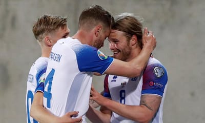 Euro 2020: Islândia bate Moldávia e lidera grupo H - TVI