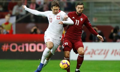 Polónia: covid-19 afasta dois jogadores das opções de Paulo Sousa - TVI
