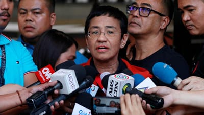 Jornalista distinguida pela revista Time detida ao aterrar em Manila - TVI