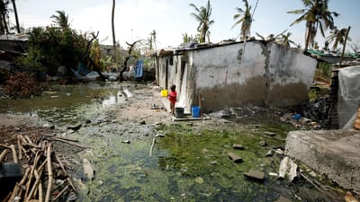 Desabamento de casa mata mãe e filho em Moçambique - TVI