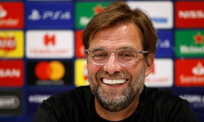 VÍDEO: Liverpool perdeu a liderança, mas nada tira o sorriso a Klopp - TVI