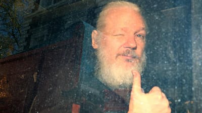 Tribunal da Suécia decide não pedir detenção de Julian Assange - TVI