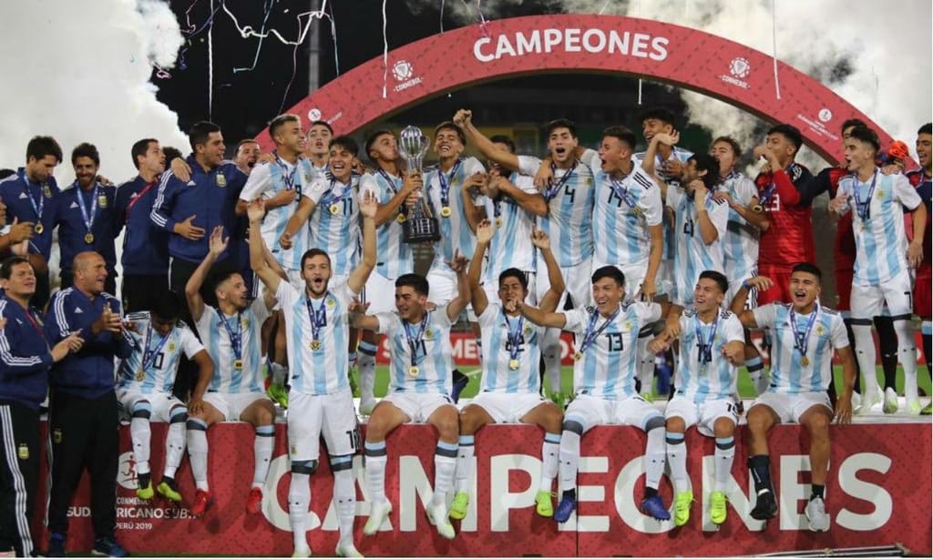 Argentina conquista o título sul-americano de sub-17 com Aimar (foto: @sub17Peru2019)