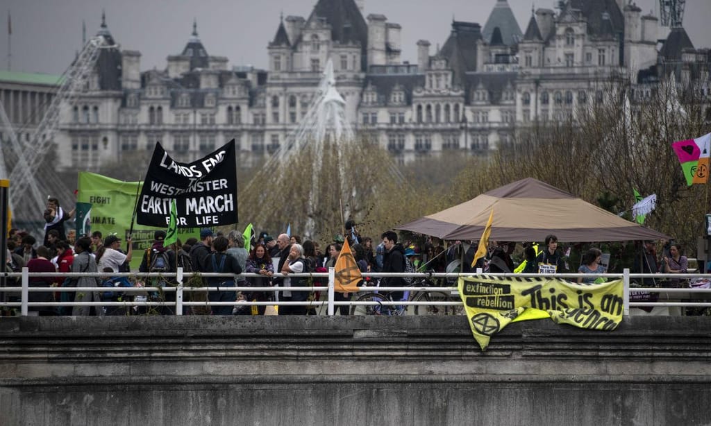 Protestos contra alterações climáticas em Londres