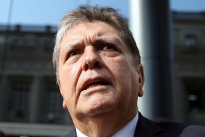 Ex-presidente peruano tenta suicidar-se antes de ser detido - TVI