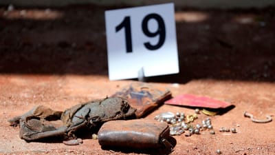 Sri Lanka: tiroteio e explosões em esconderijo de terroristas fazem 15 mortos - TVI