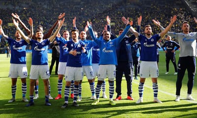 Alemanha: nulo garante permanência do Schalke - TVI